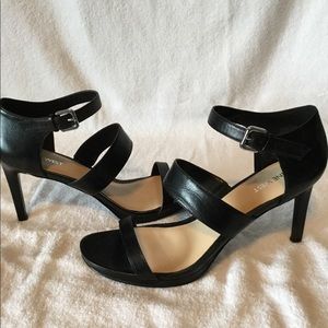 Nine West Black high heel shoes.